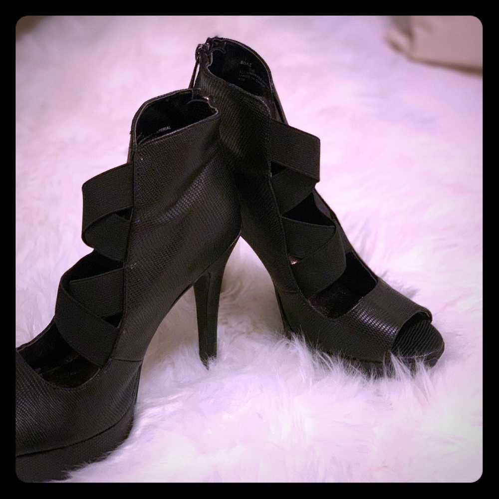 Size 7.5 Black Leather High Platform Heels